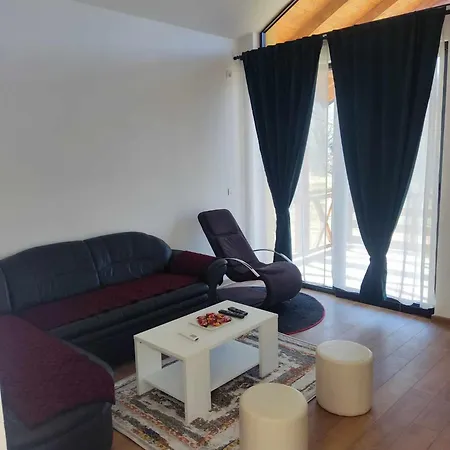 Zavicaj Gornja Tresnjica Holiday home Ljubovija